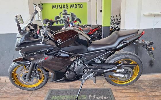YAMAHA XJ6 F YAMAHA XJ6 F
